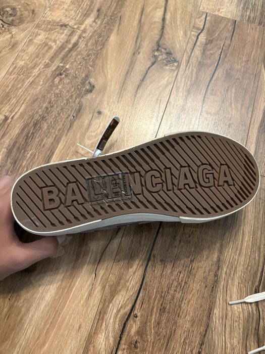 Дизайнерски обувки Balenciaga Paris Low Top