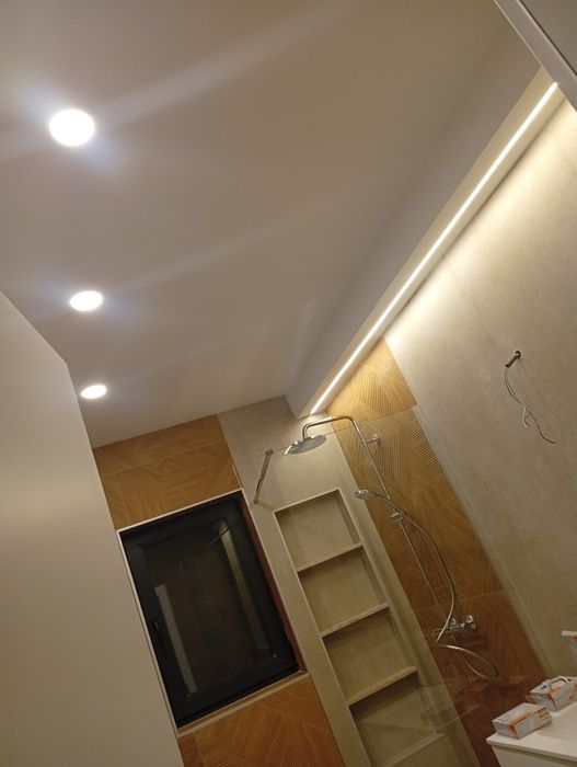 Electrician cu experiență, montez candelabre, banda led, priză ,orice.