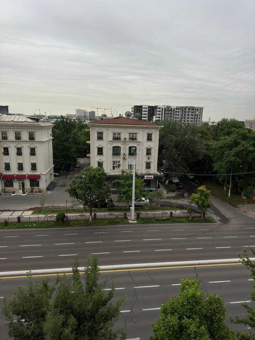 Мирабадский район Улица Нукус Ор-р: старый Гламур 3 комнатная