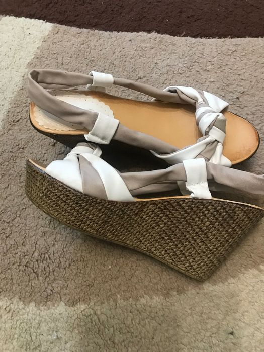 Дамски       сандали