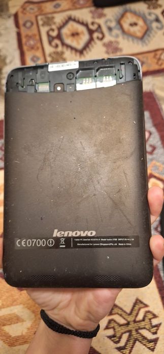 Tableta lenovo cu cartela fara capac