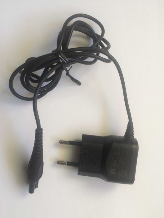 Transformator aparat de ras Philips HQ850 8V 100mA