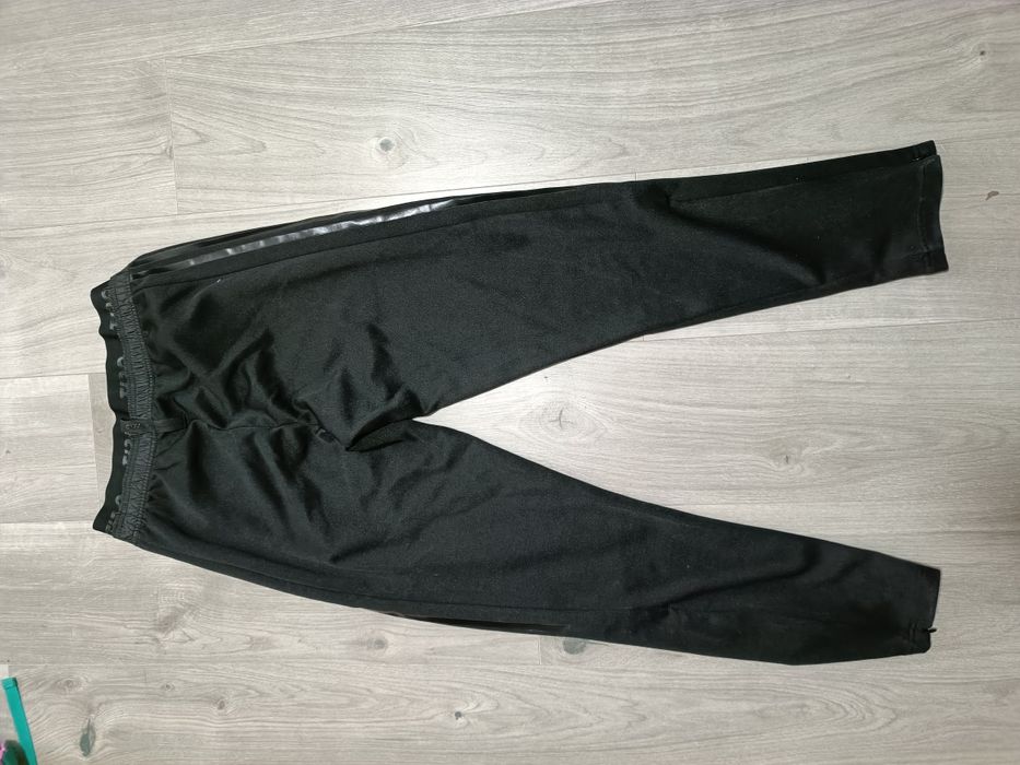 Pantaloni de trening Adidas