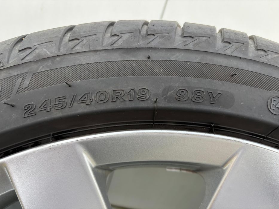 Jante R19 originale Volkswagen Arteon/Passat cu anvelope noi DOT 2025