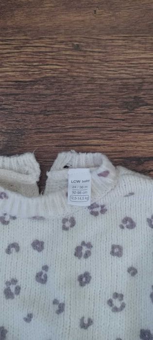 Пуловери за момиченце