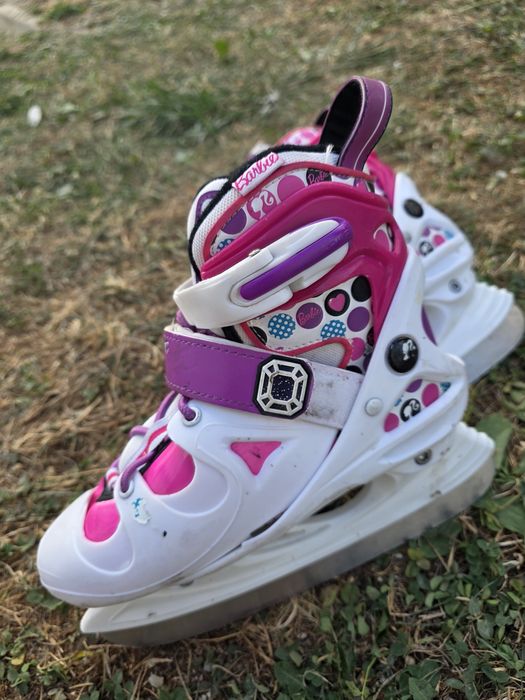 Patine de gheață Barbie