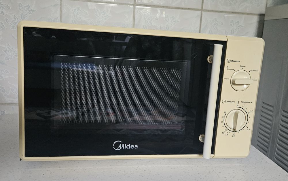 Микроволновка Midea бу