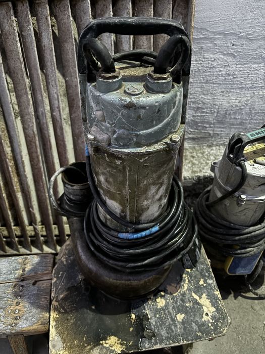 Водяной насос цена 900