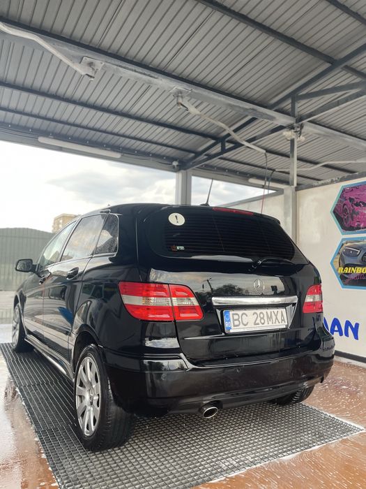 Vand/schimb  mercedes b150