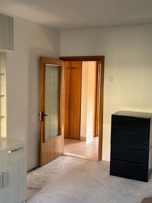 Inchiriez apartament doua camere