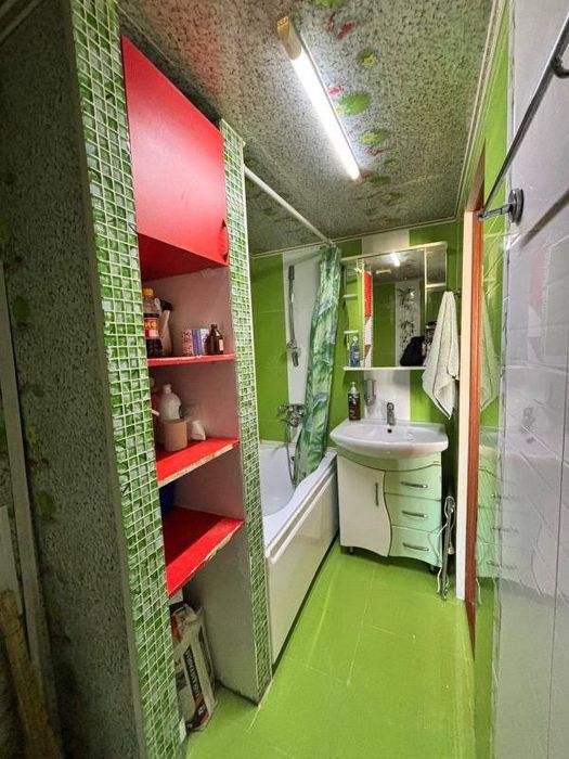 2 к квартиры кухня студия. 52 КВ метра. М-н центральный 45. 4этаж в 9 - View 4