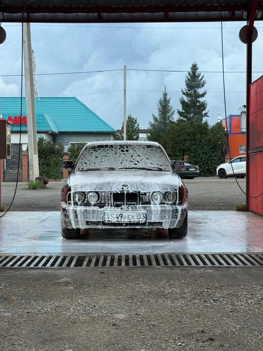 Продам bmw e 34 525
