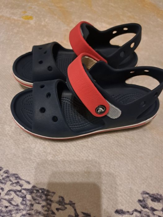 Сандали CROCS червен цвят