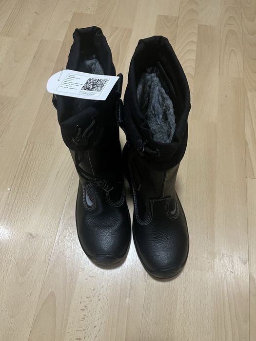 Продам рабочие сапоги
