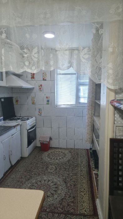 Rusalka tomonda 2 xonalik uy sotiladi