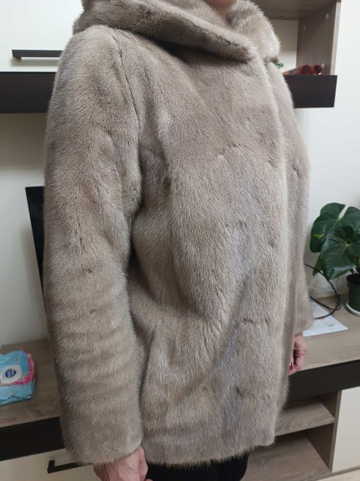 Продавам шуба в добро състояние