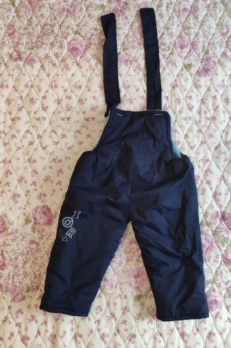 Бебешко яке, космонавтка и гащеризон ВСИЧКО ЗА 8€