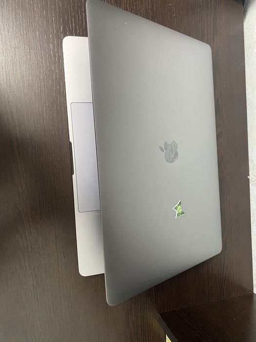 MacBook Pro i9  2019