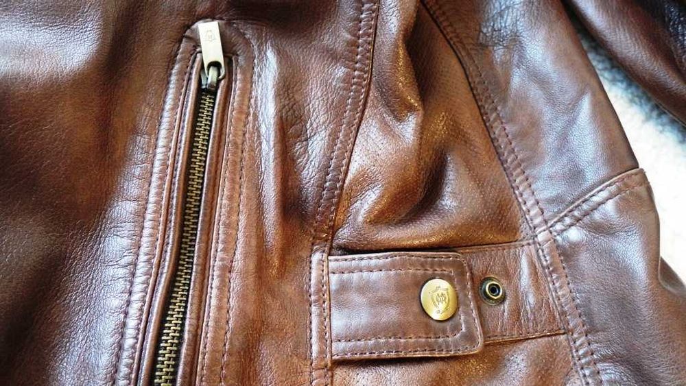 Кожено яке на испанската марка Massimo Dutti