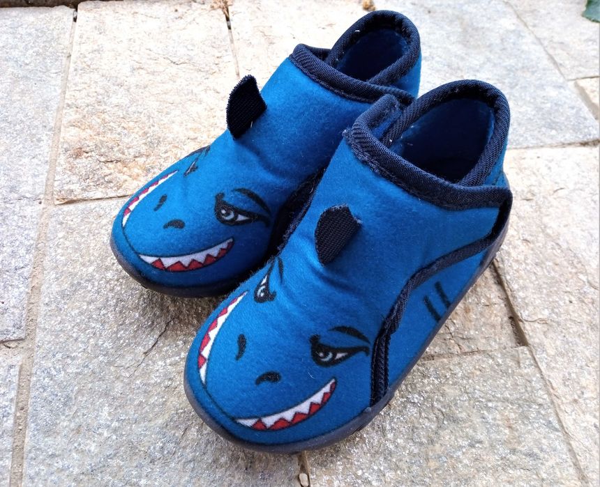 Детски Ботуши, Боти, Маратонки, пантофи... Разгледайте Снимките!