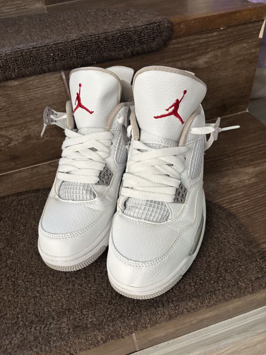 Jordan 4 White Cement Grey
