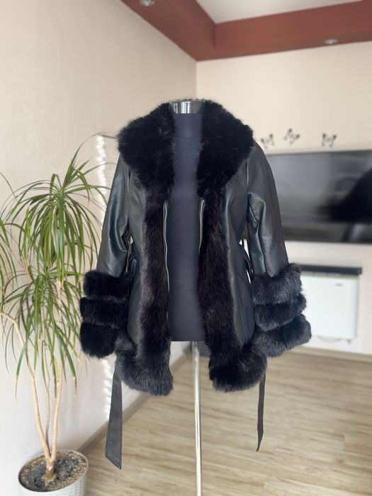 Чисто ново дамско кожено яке с пух- Луксозна серия