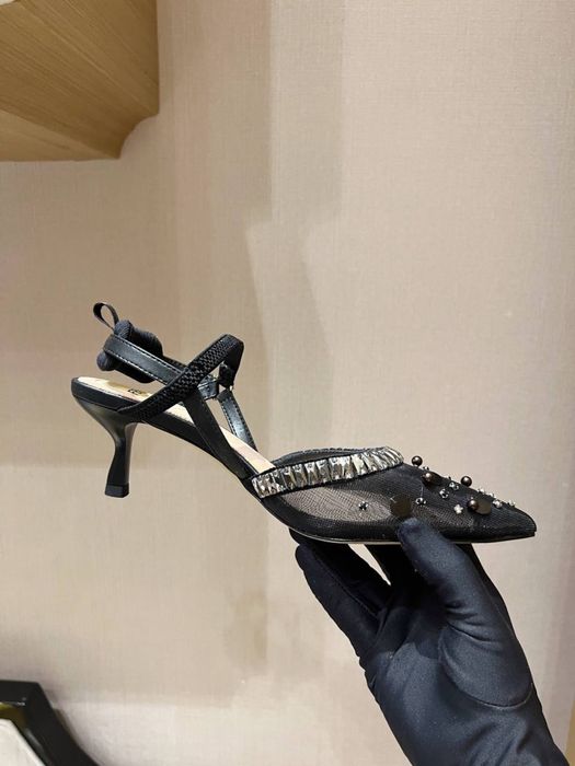 Pantofi Fendi 35-42
