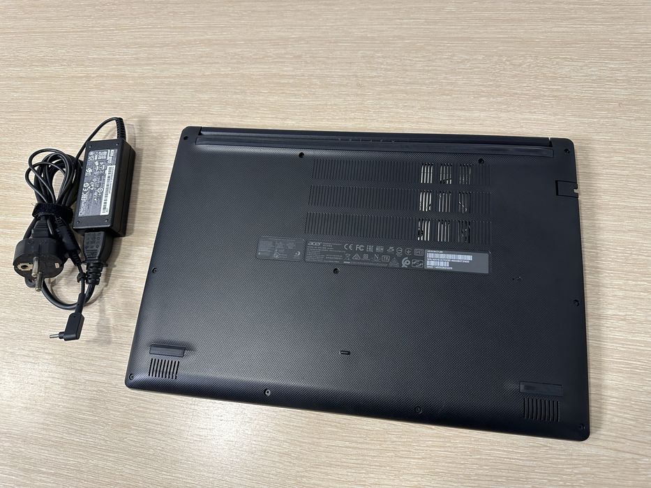 Ноутбук Acer intel, 8GB, SSD 256GB