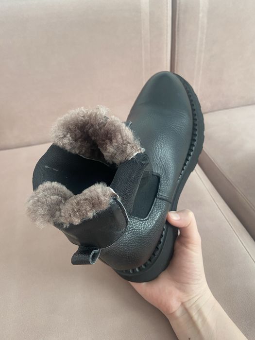 Продам зимний челси