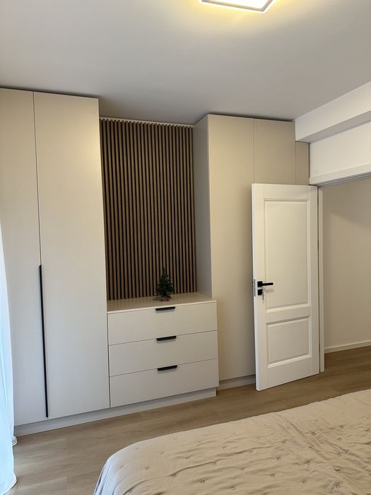 Inchiriez apartament  2 camere nou