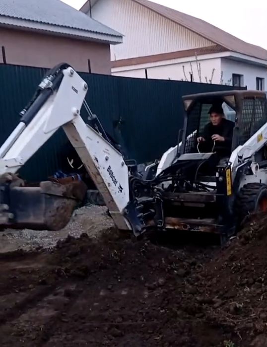 Мини погрущик бобкат