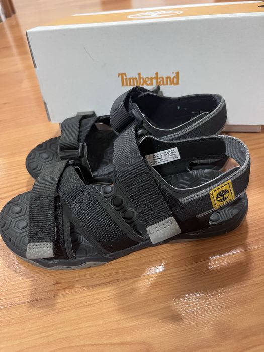 Продам сандали детские