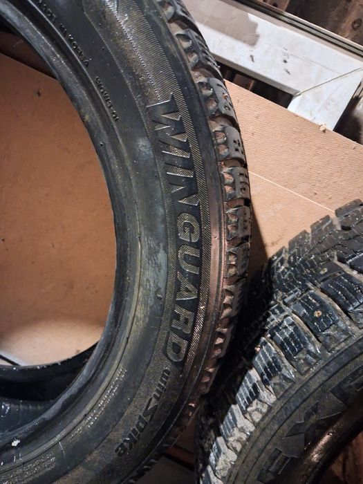 Продам ризину зимние на 17.