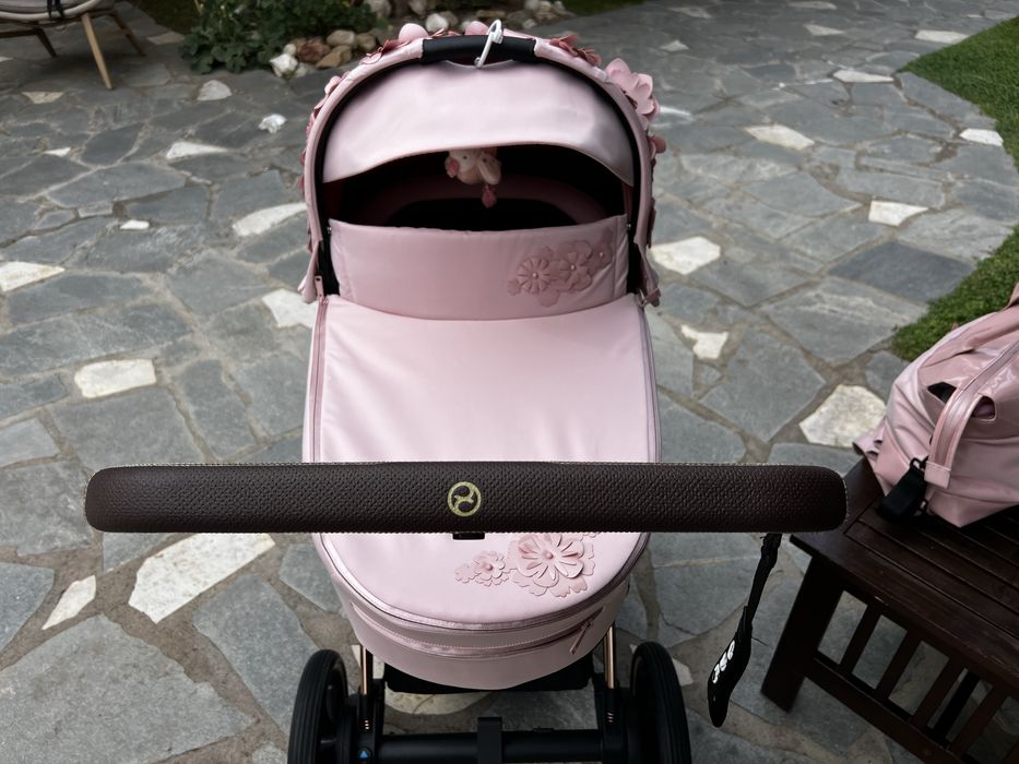 3в1 Cybex E-Priam 4 Simply flowers pink