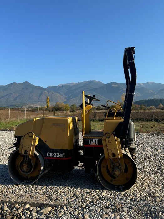 Услуги с Багер, Самосвал, Валяк, Гондола - Кюстендил и региона