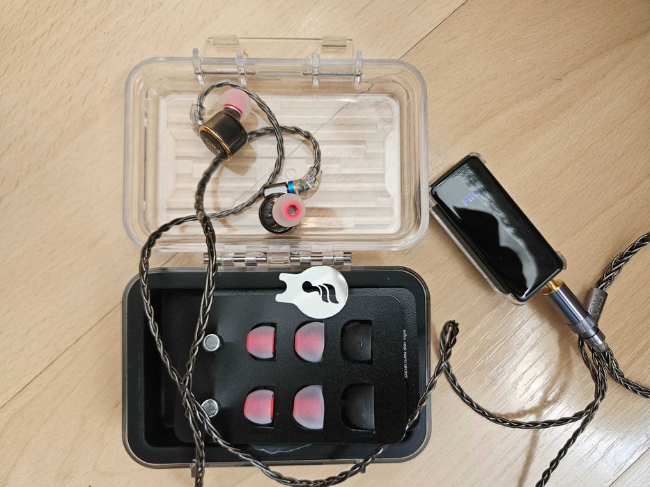 Casti Fiio FD3 PRO + amplificator Fiio BTR3K