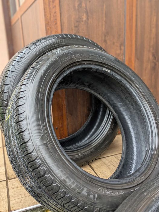 Michelin Latitude Tour HP 235 55 19