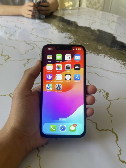 Айфон 13 хорошый