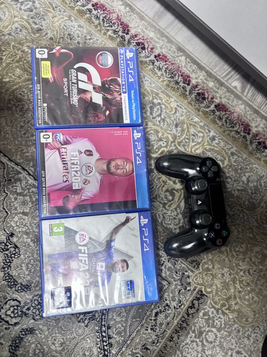 Playstation 4 accessories