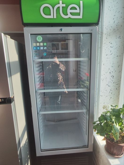 Vita texnika sotiladi  holati ideal olsayiz baraka topasiz.