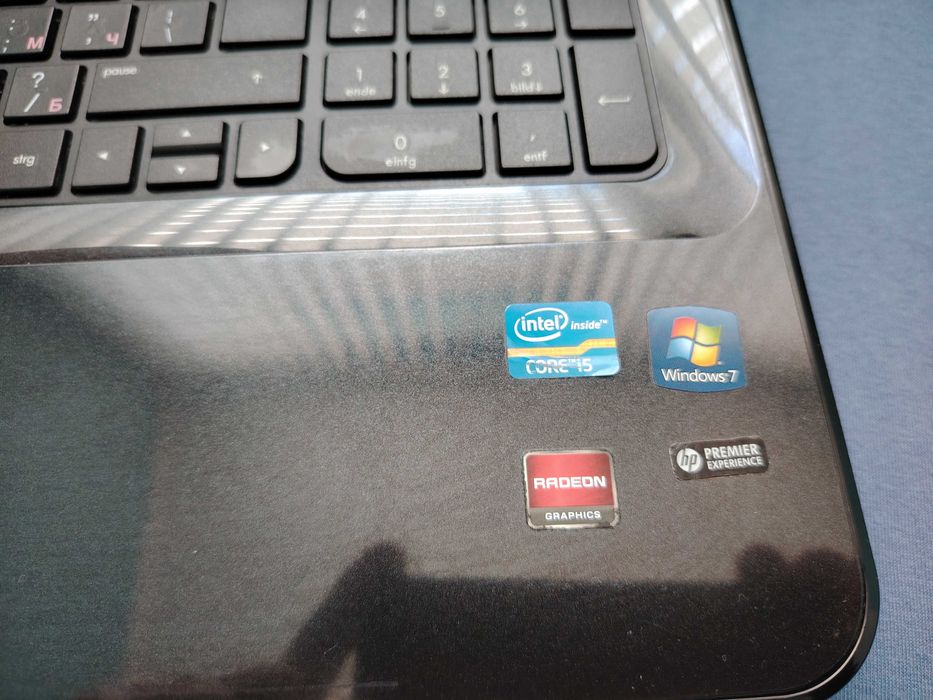 17.3" Лаптоп HP Pavilion G7