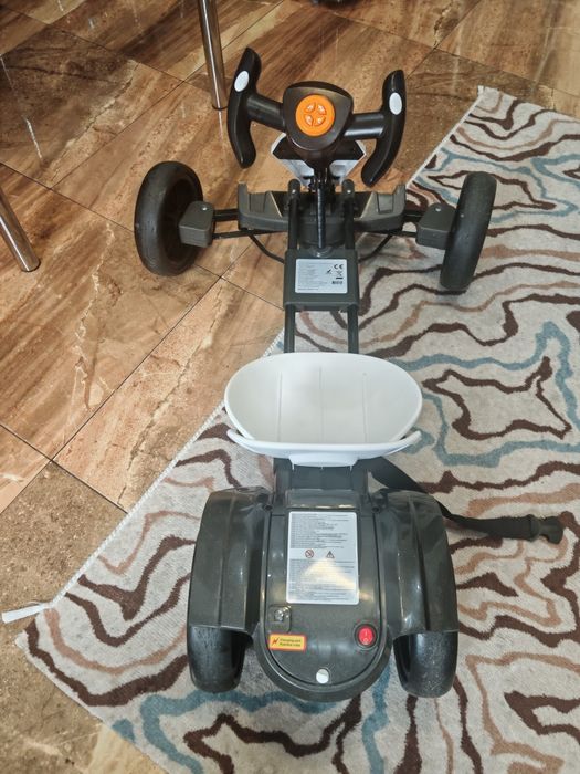 Cart electric cu telecomanda