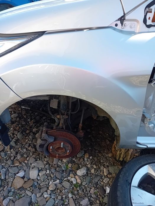 Fata completa Ford Fiesta 2013