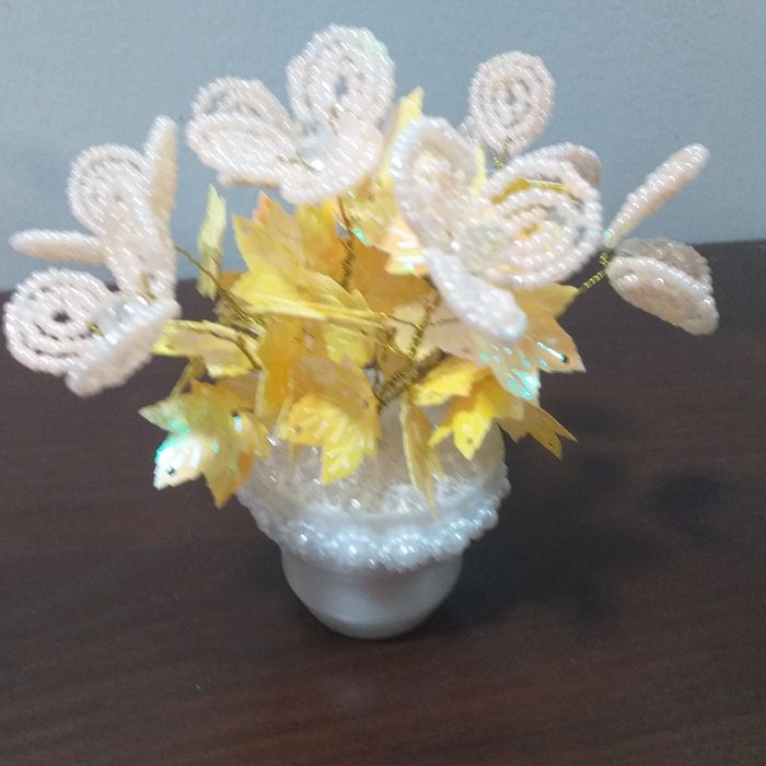 Цветочки из бисера