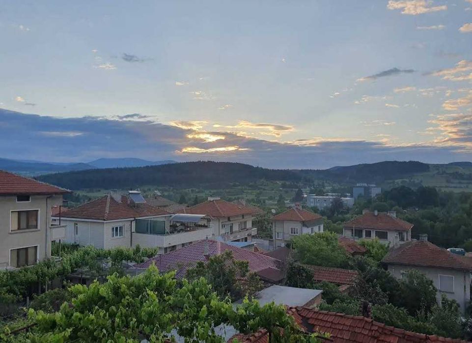 "Илиева Къща", Панагюрище подходяща за 6 човека