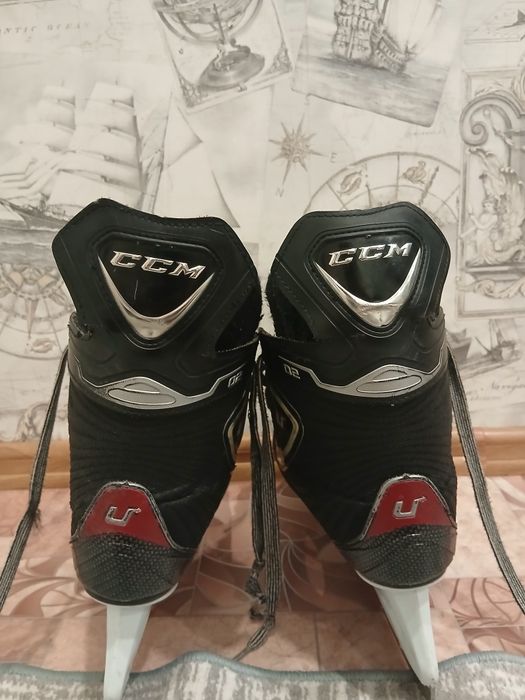 Продам коньки Ccm