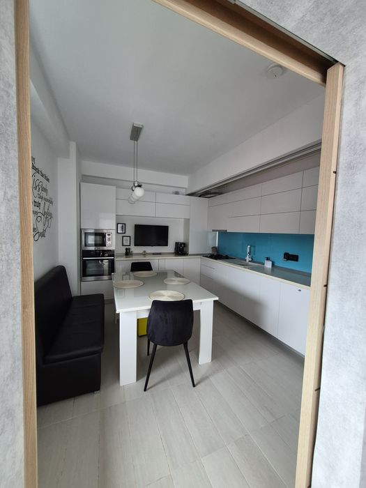 Apartament 3 camere zona cartier Compozitori
