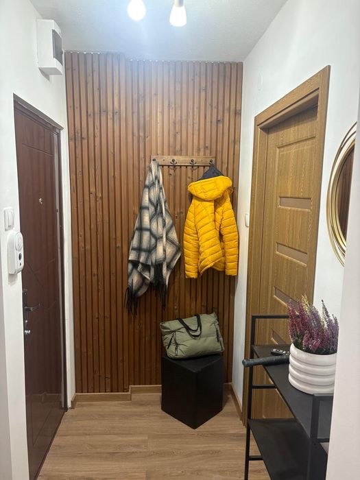 Apartament cu 2 camere - poziție centrală
