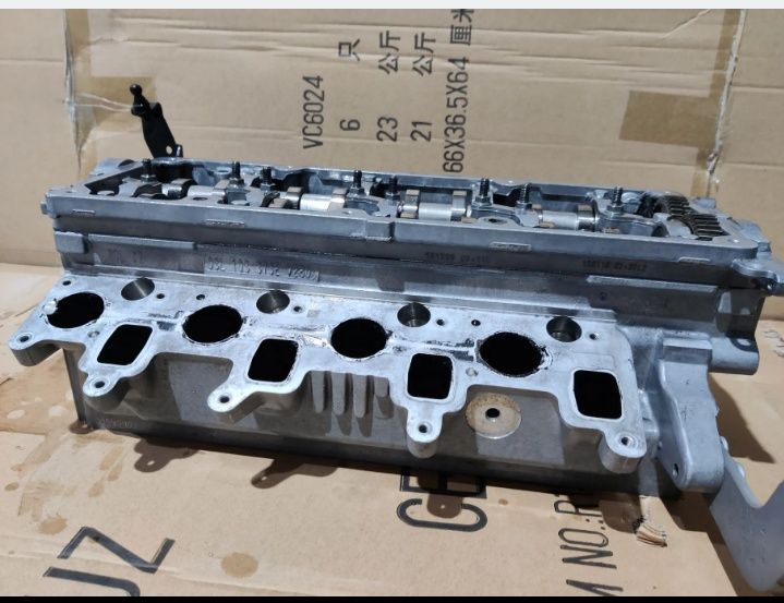 Chiulasa Chiuloasa Chiuloasă completa Audi  A4/A5  2.0 CAGA 03L103373