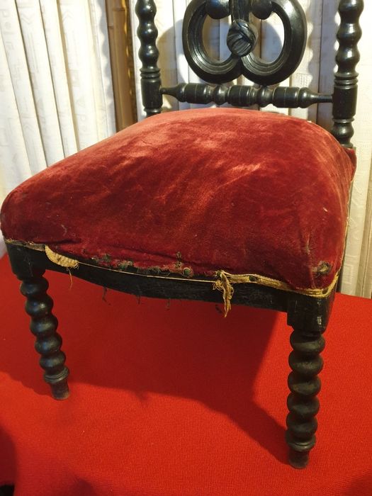 Scaun antic de rugăciune